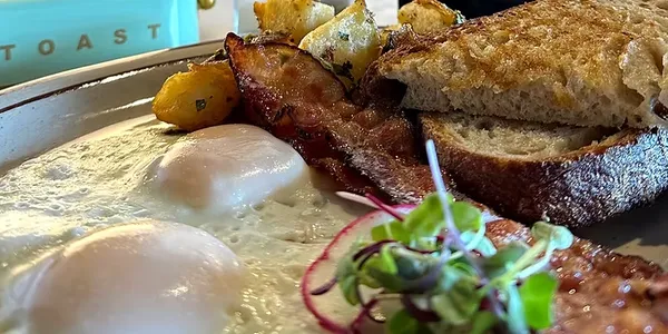 Toast Thai Cafe